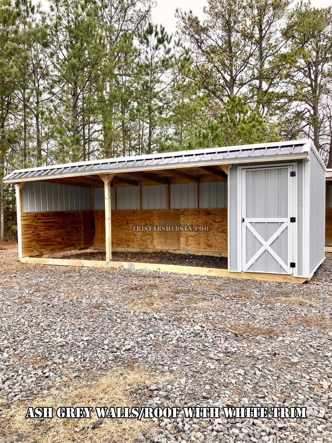 10x24x8 LOAFING SHED With Tackroom (SKU 1104)