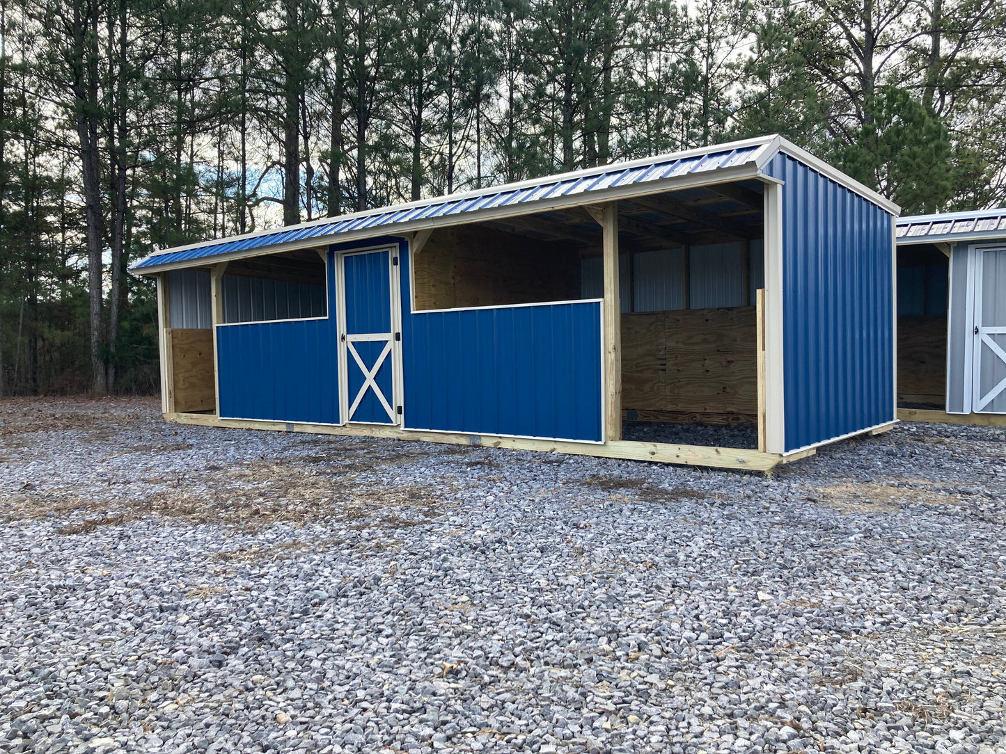 10x27x8 TWO STALL BARN. HALF WALLS. CENTER FEED ROOM. Stall Gates (SKU 1195)