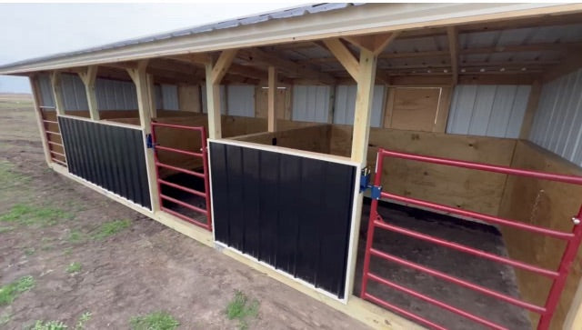 10x30x8 THREE STALLBARN. With Crossbuck Windows (SKU 1197)