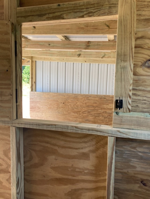 10x18 LOAFING SHED (SKU 1130)